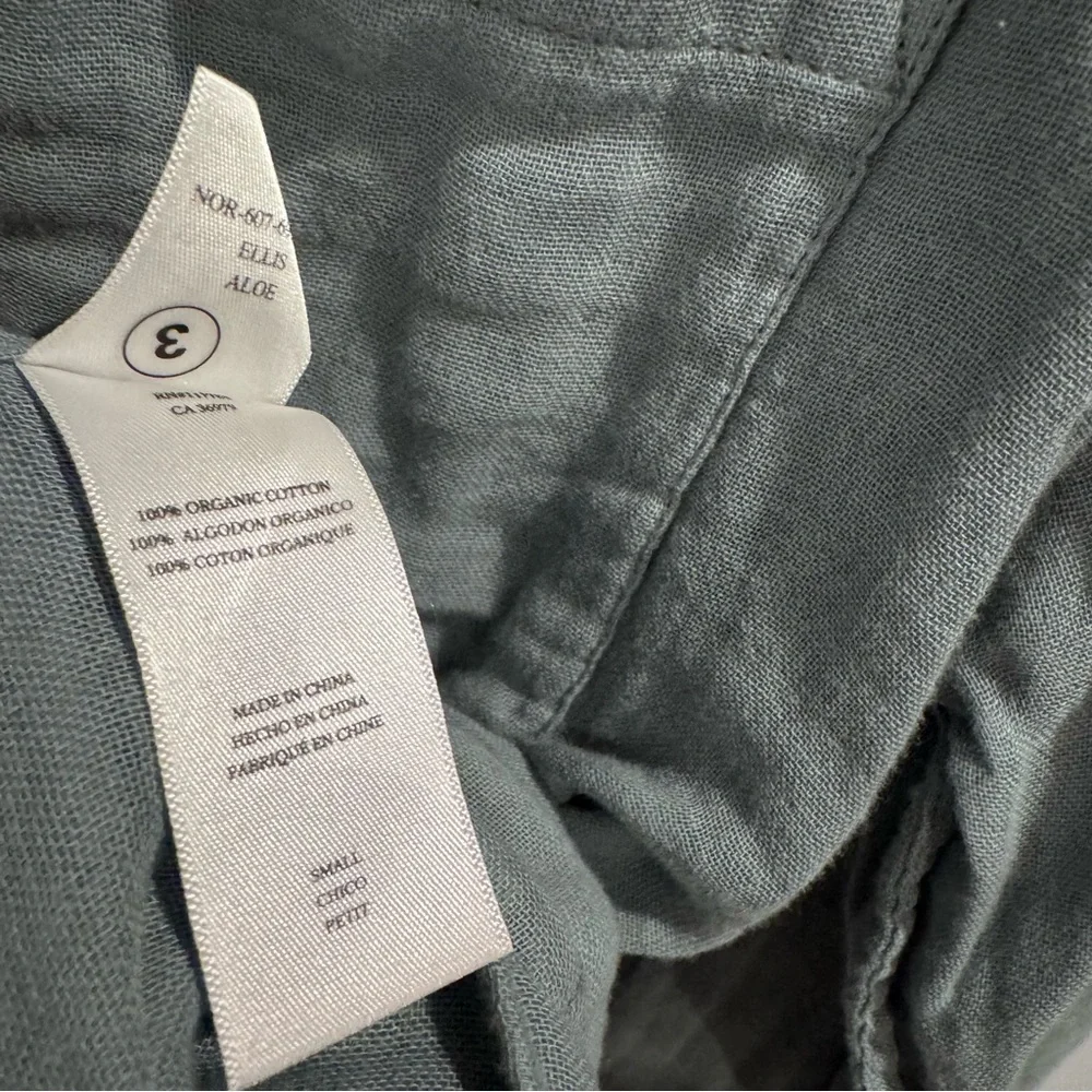 Rails Ellis Cotton Gauze Button Up Shirt in Aloe, Size S - Picture 10 of 13